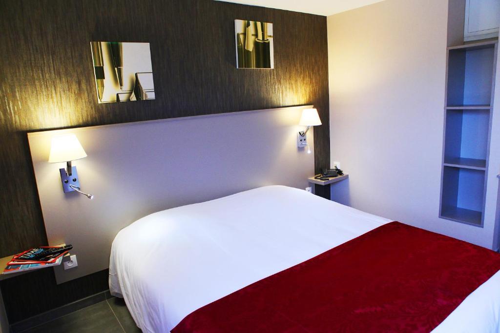 Hotel Le Coudon La Farlède Rom bilde